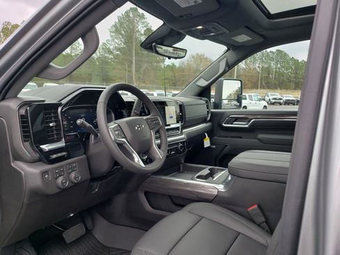 New 2026 Chevrolet Silverado 3500 LTZ w/ LTZ Plus Package image 29