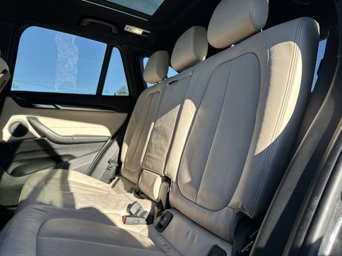 Used 2017 BMW X1 xDrive28i image 30
