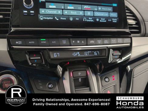 New 2026 Honda Odyssey Touring image 9