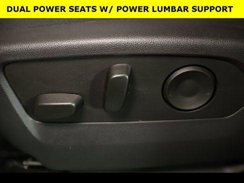 Used 2024 GMC Sierra 2500 AT4 w/ Technology Package image 8