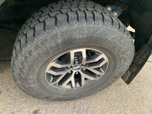 Used 2018 Ford F150 Raptor w/ Equipment Group 802A Luxury image 7