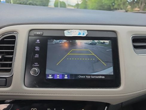 Used 2019 Honda HR-V EX-L image 18