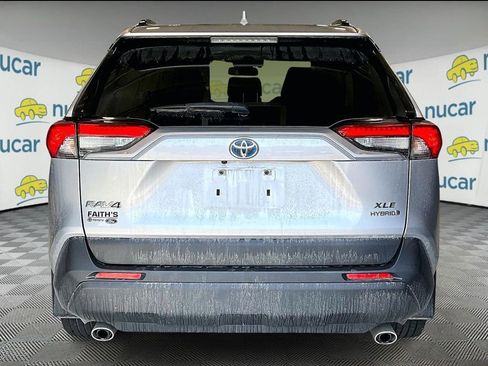 Used 2019 Toyota RAV4 XLE w/ Convenience Package image 6