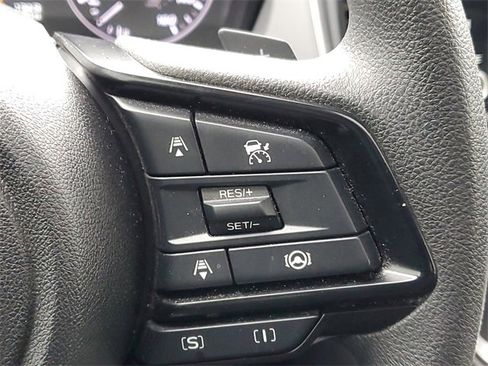 Used 2024 Subaru Crosstrek 2.0i Premium image 23