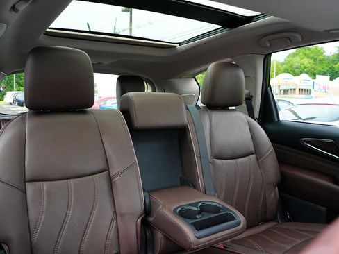 Used 2013 INFINITI JX35 AWD w/ Premium Pkg image 30