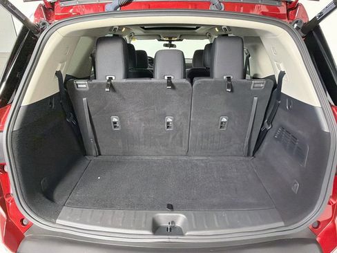 Used 2024 Nissan Pathfinder SV w/ SV Premium Package AWD/4WD image 25