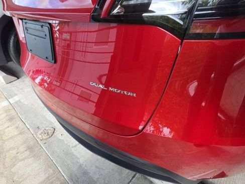 Used 2023 Tesla Model Y Long Range AWD/4WD image 8