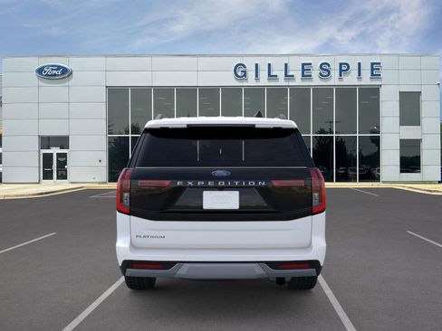 New 2025 Ford Expedition Platinum w/ Driver's Package image 5