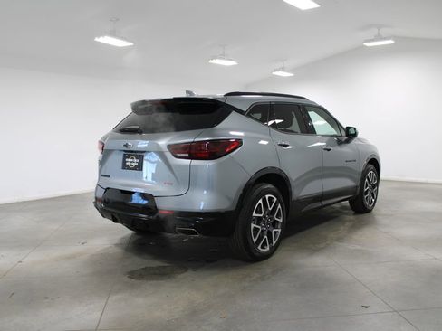 Used 2025 Chevrolet Blazer RS image 9