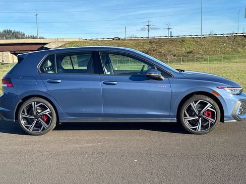 New 2026 Volkswagen GTI SE FWD image 2