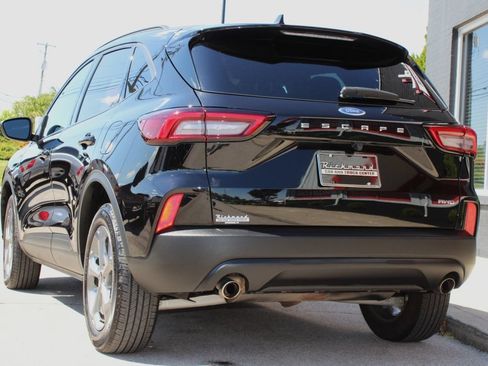 Used 2025 Ford Escape ST-Line AWD/4WD image 5