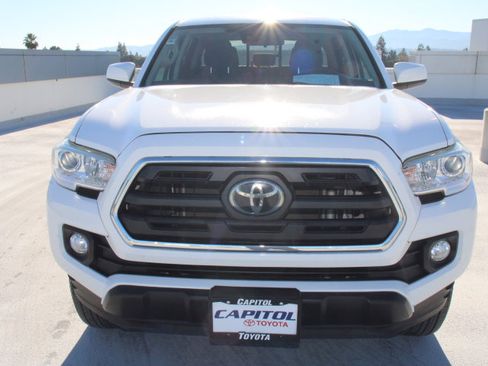 Used 2019 Toyota Tacoma SR5 image 7