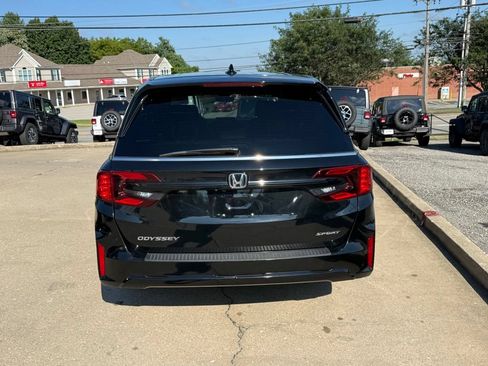Used 2025 Honda Odyssey Sport-L image 7