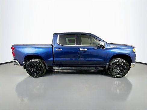Used 2022 Chevrolet Silverado 1500 LTZ image 6