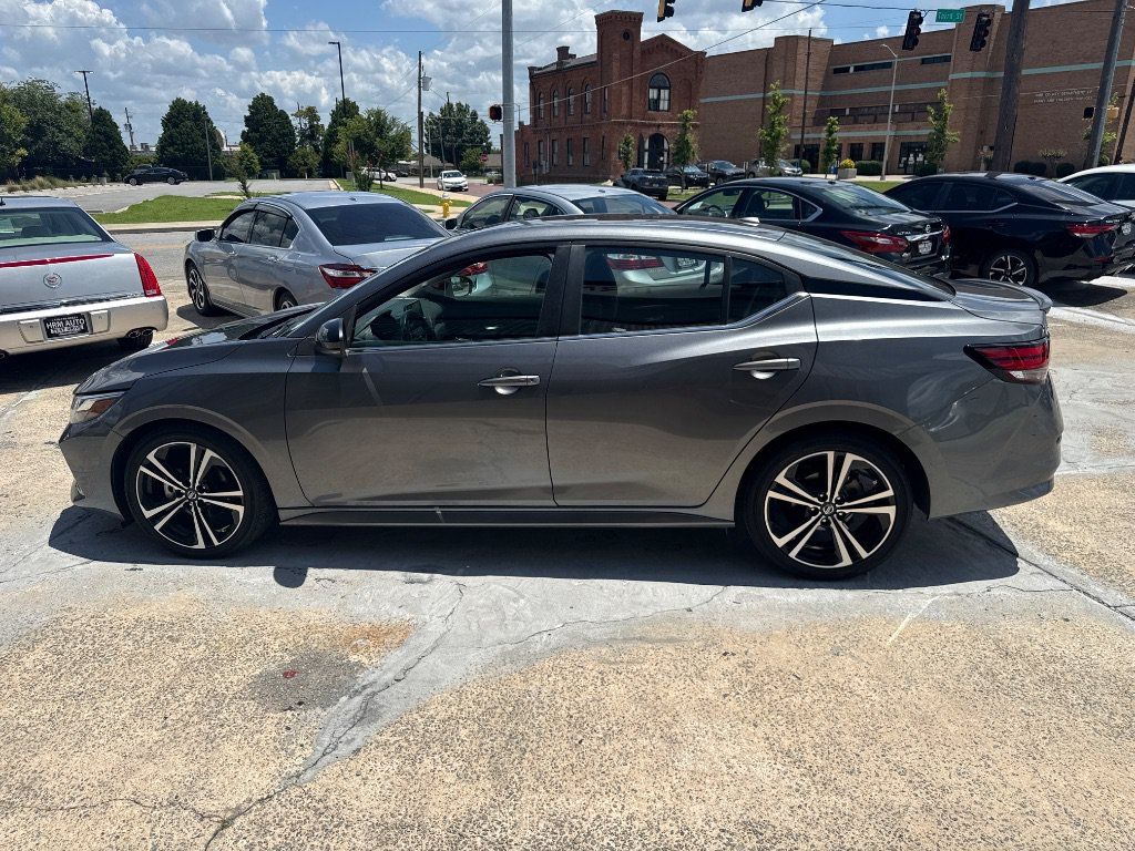 Used 2022 Nissan Sentra SR w/ Electronics Package FWD image 7