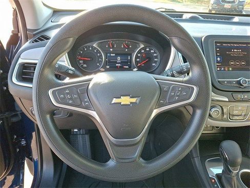 Certified 2022 Chevrolet Equinox LS w/ LS Convenience Package image 17