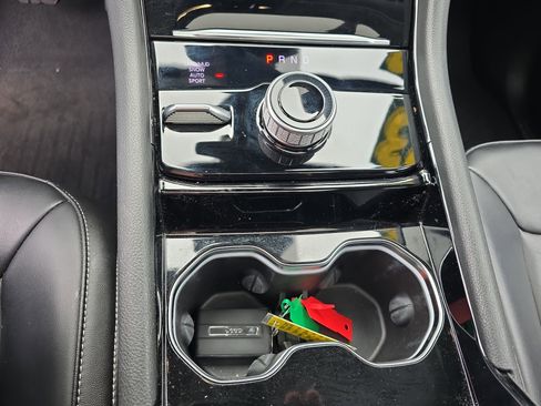 Used 2023 Jeep Grand Cherokee L Limited image 25