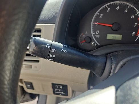 Used 2013 Toyota Corolla LE image 15