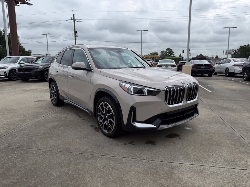 Certified 2026 BMW X1 xDrive28i w/ Convenience Package AWD/4WD image 3