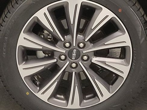 Used 2020 Lincoln Corsair Reserve AWD/4WD image 31
