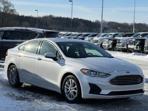 Certified 2020 Ford Fusion SE image 34