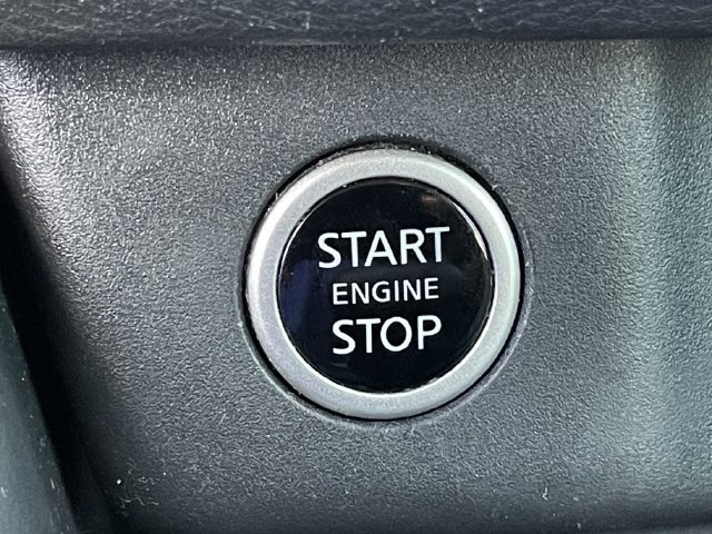 Used 2021 Nissan Rogue S FWD image 21