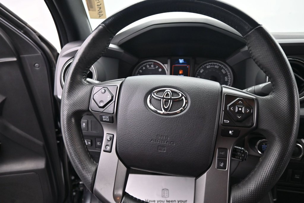 Used 2023 Toyota Tacoma TRD Off-Road AWD/4WD image 20