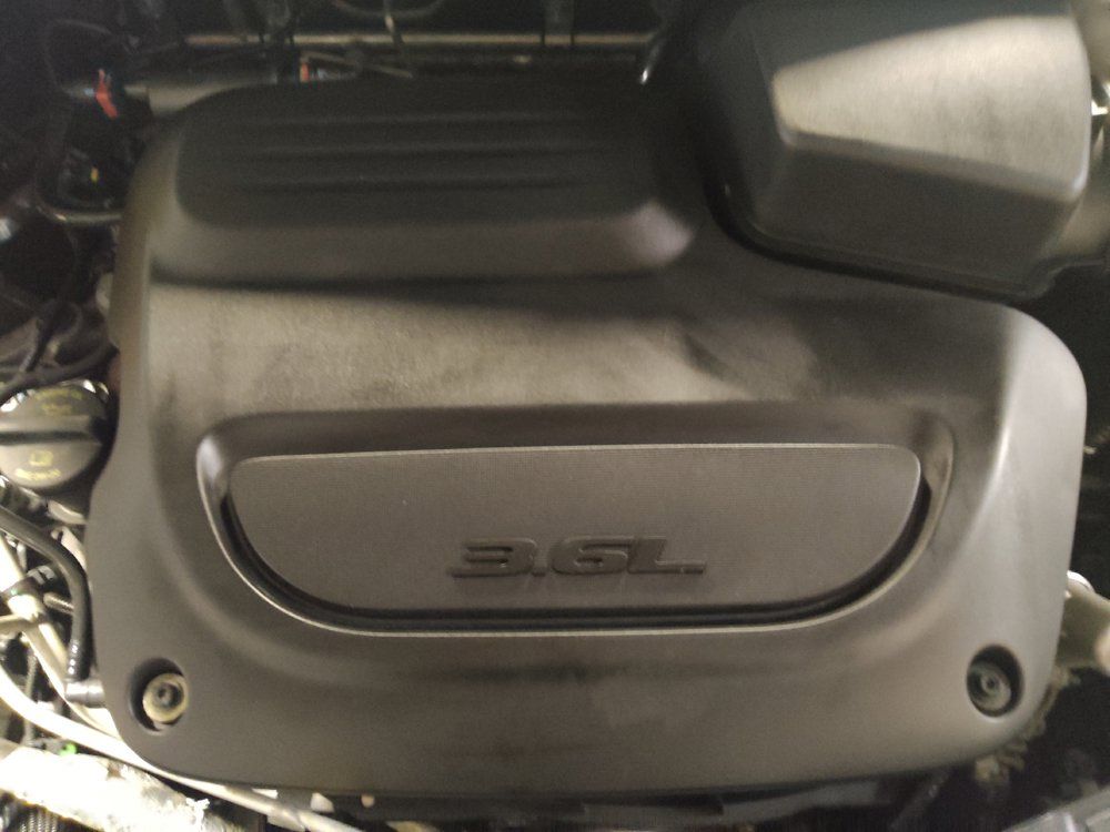 Used 2023 Chrysler Voyager LX FWD image 30
