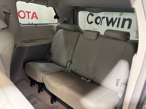 Used 2011 Toyota Sienna XLE w/ XLE Navigation Pkg FWD image 20