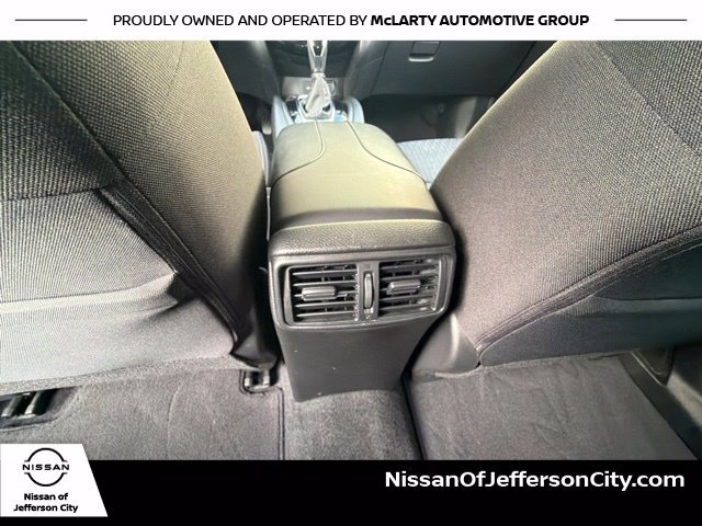 Used 2019 Nissan Rogue SV w/ Premium Package AWD/4WD image 17