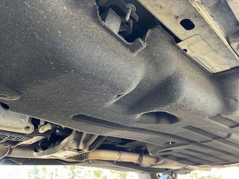 Used 2021 Ford Explorer XLT w/ Equipment Group 202A image 50