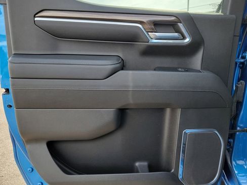 Used 2023 Chevrolet Silverado 1500 LT image 11