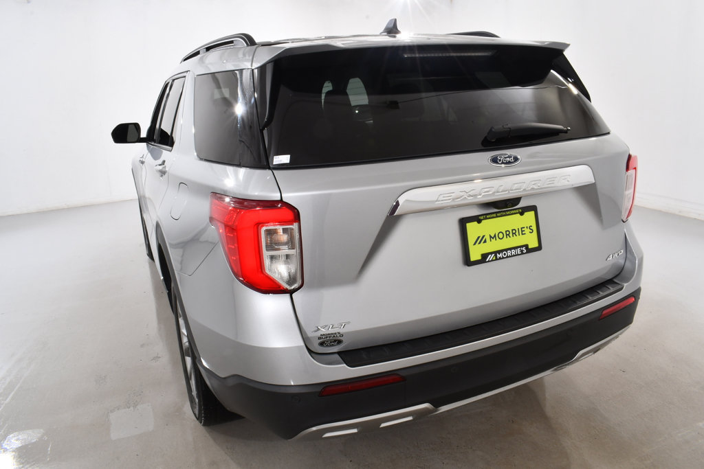 Used 2023 Ford Explorer XLT w/ Equipment Group 202A AWD/4WD image 14