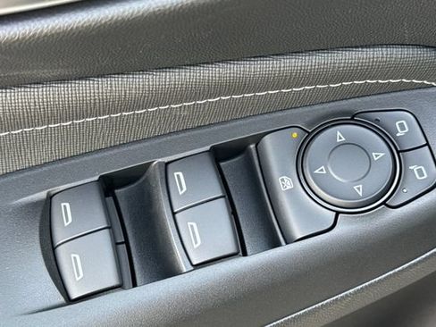 New 2026 Buick Envista Sport Touring w/ Studio Series FWD image 12