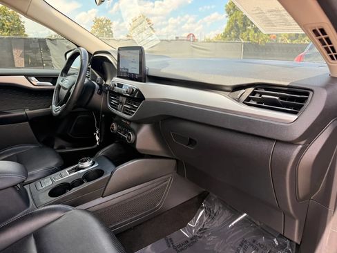 Used 2020 Ford Escape SEL FWD image 19