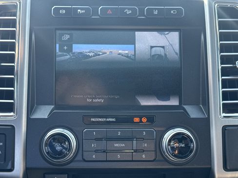 Used 2017 Ford F350 Platinum w/ Platinum Ultimate Package image 20