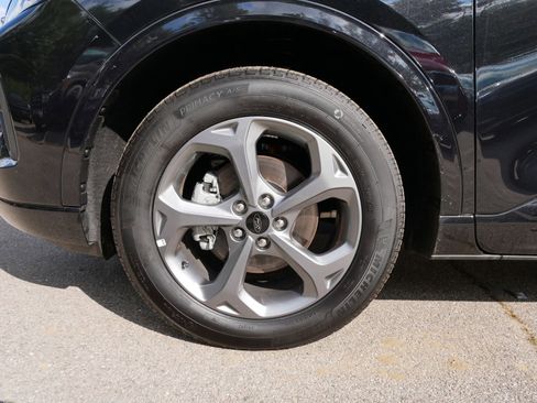 Used 2024 Ford Escape ST-Line image 12