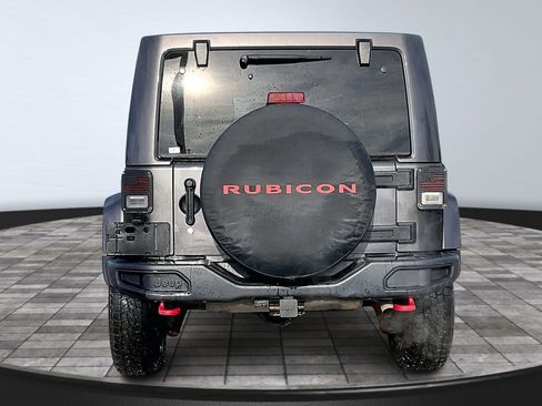 Used 2016 Jeep Wrangler Unlimited Rubicon image 4