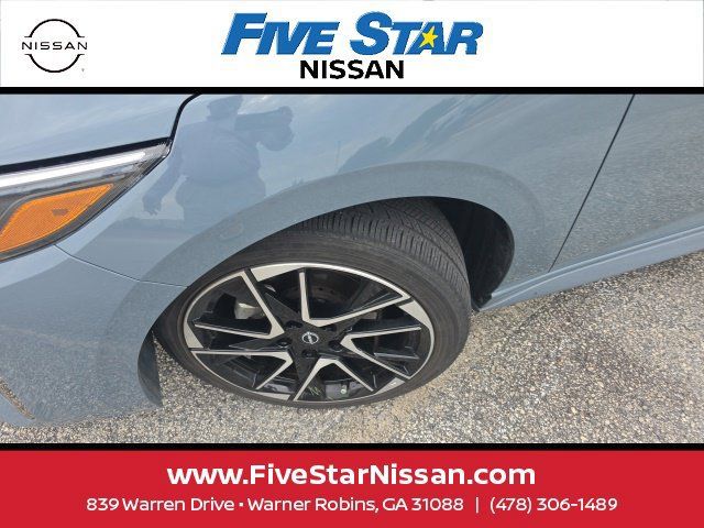 Used 2024 Nissan Sentra SR FWD image 2