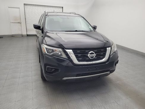 Used 2017 Nissan Pathfinder S AWD/4WD image 14