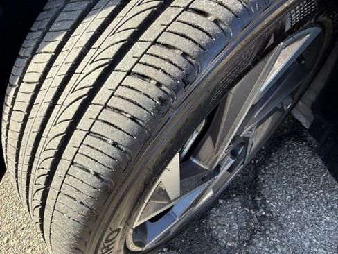 Used 2025 Hyundai Elantra Sport image 6