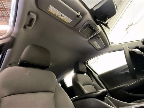 Used 2024 Chevrolet Malibu LT FWD image 28