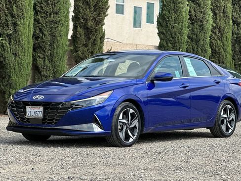 Used 2023 Hyundai Elantra Limited FWD image 8