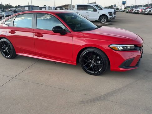 Used 2024 Honda Civic Sport image 9