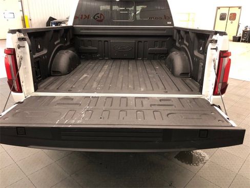 Used 2024 Ford F150 Lariat w/ Equipment Group 502A High image 8