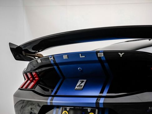 Used 2024 Ford Mustang GT Premium w/ GT Performance Package image 18