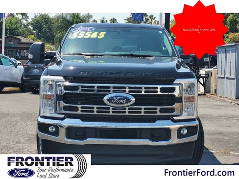 Used 2025 Ford F250 XLT AWD/4WD image 3