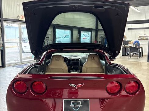 Used 2007 Chevrolet Corvette Coupe w/ Preferred Equipment Group image 56