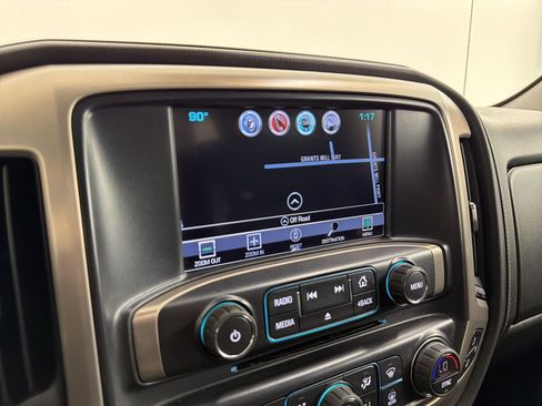 Used 2019 GMC Sierra 2500 Denali w/ Duramax Plus Package AWD/4WD image 24