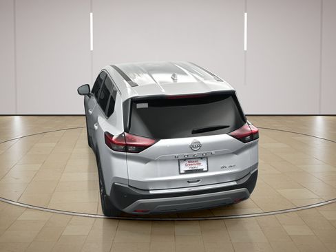 Certified 2023 Nissan Rogue SV AWD/4WD image 34
